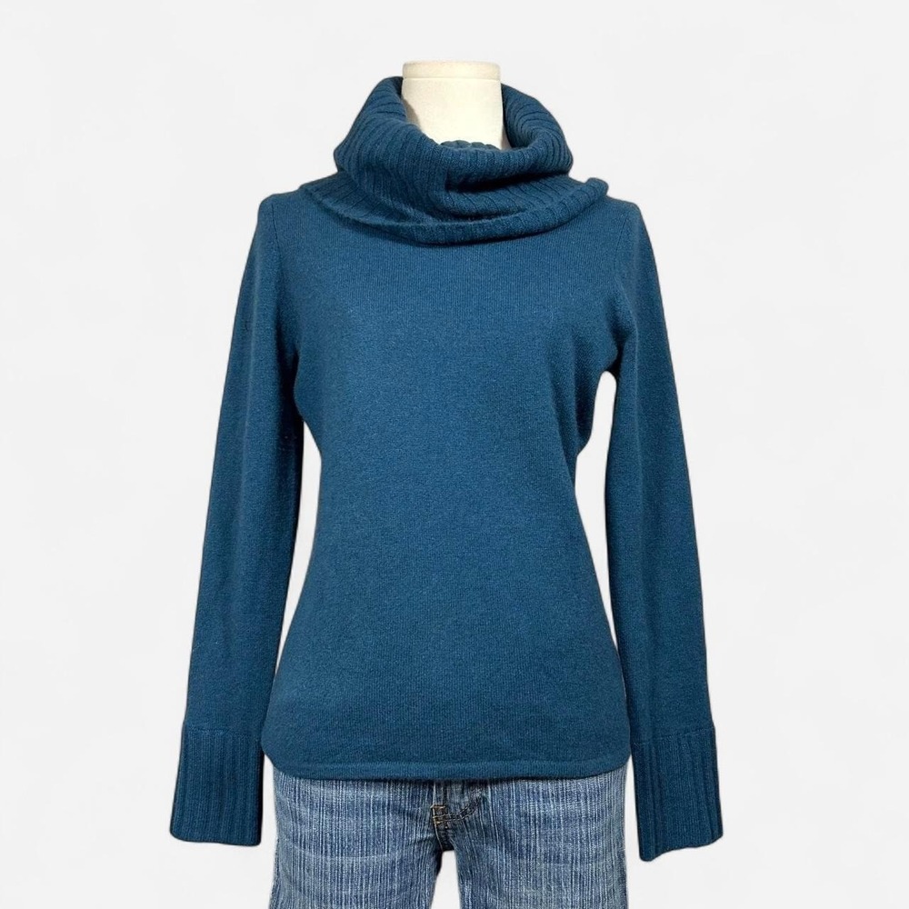 Mainbocher 100% Cashmere Blue Turtleneck Sweater Cozy Fall Winter Womens S